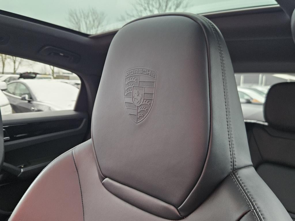 Porsche Cayenne coupé 3.0 e-hybrid | sport chrono | pano | nl-auto