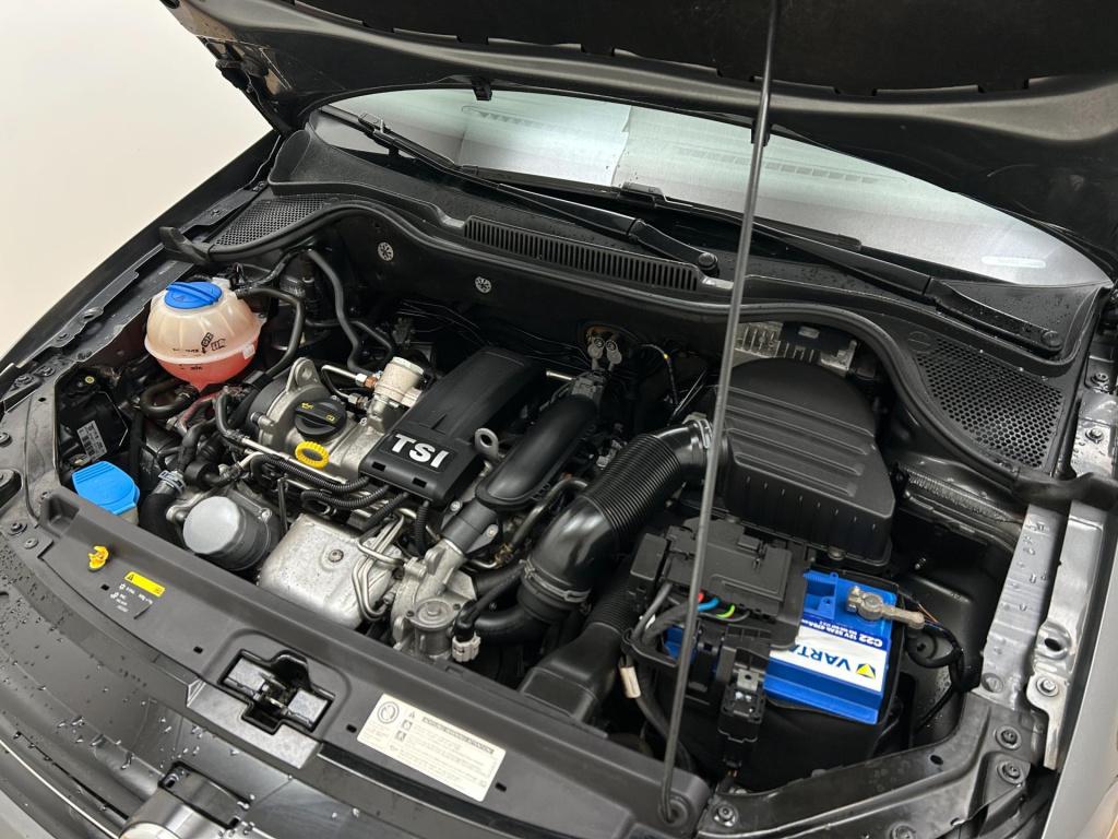 Volkswagen Polo occasion 1.2 tsi highline | grijs | tweedehands volkswagen 