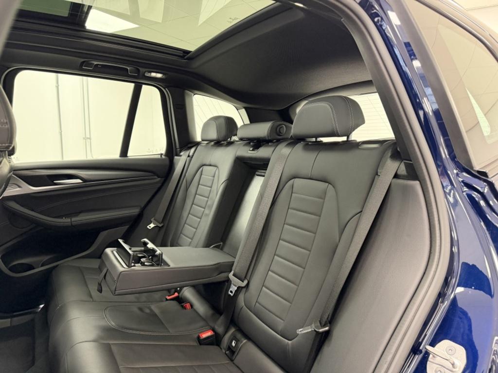 BMW X3 xdrive30e high executive | panoramadak | memory | tansanitblau |