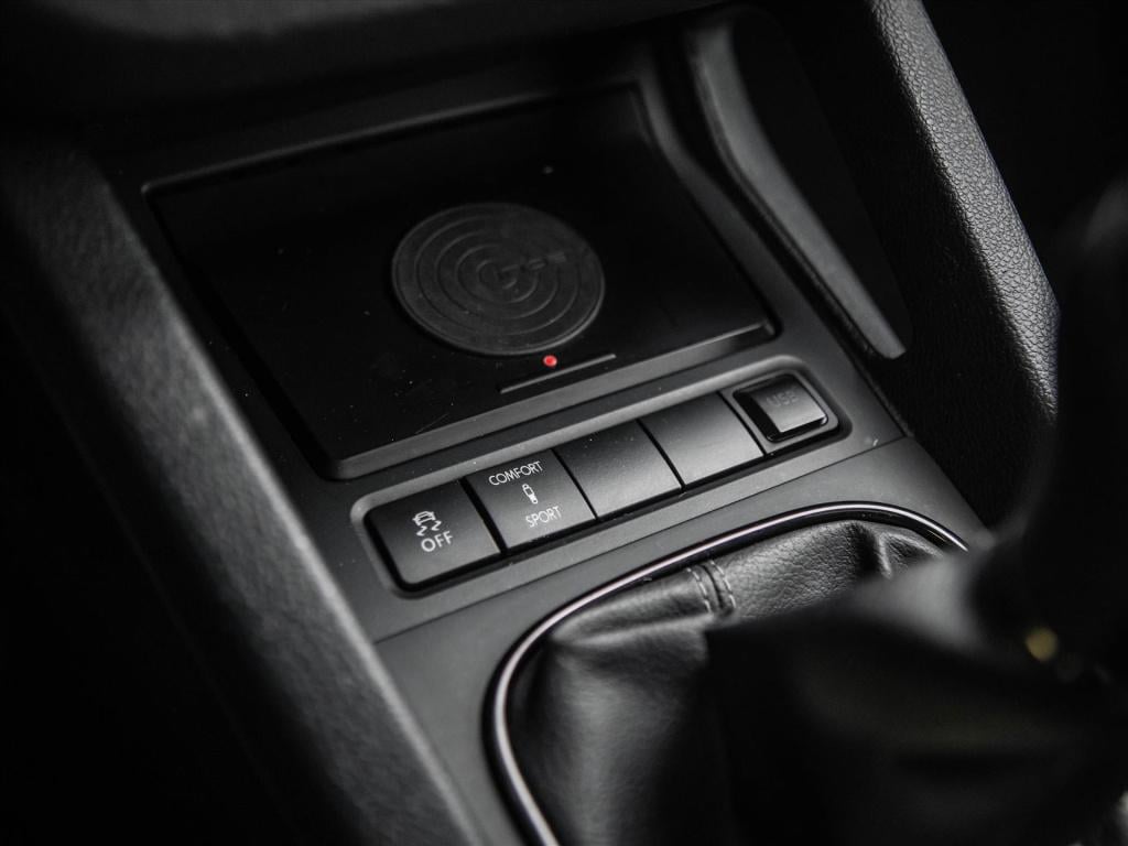 Volkswagen Scirocco 2.0 tsi 265 pk r | kuipstoel | dyna-audio | panoramadak