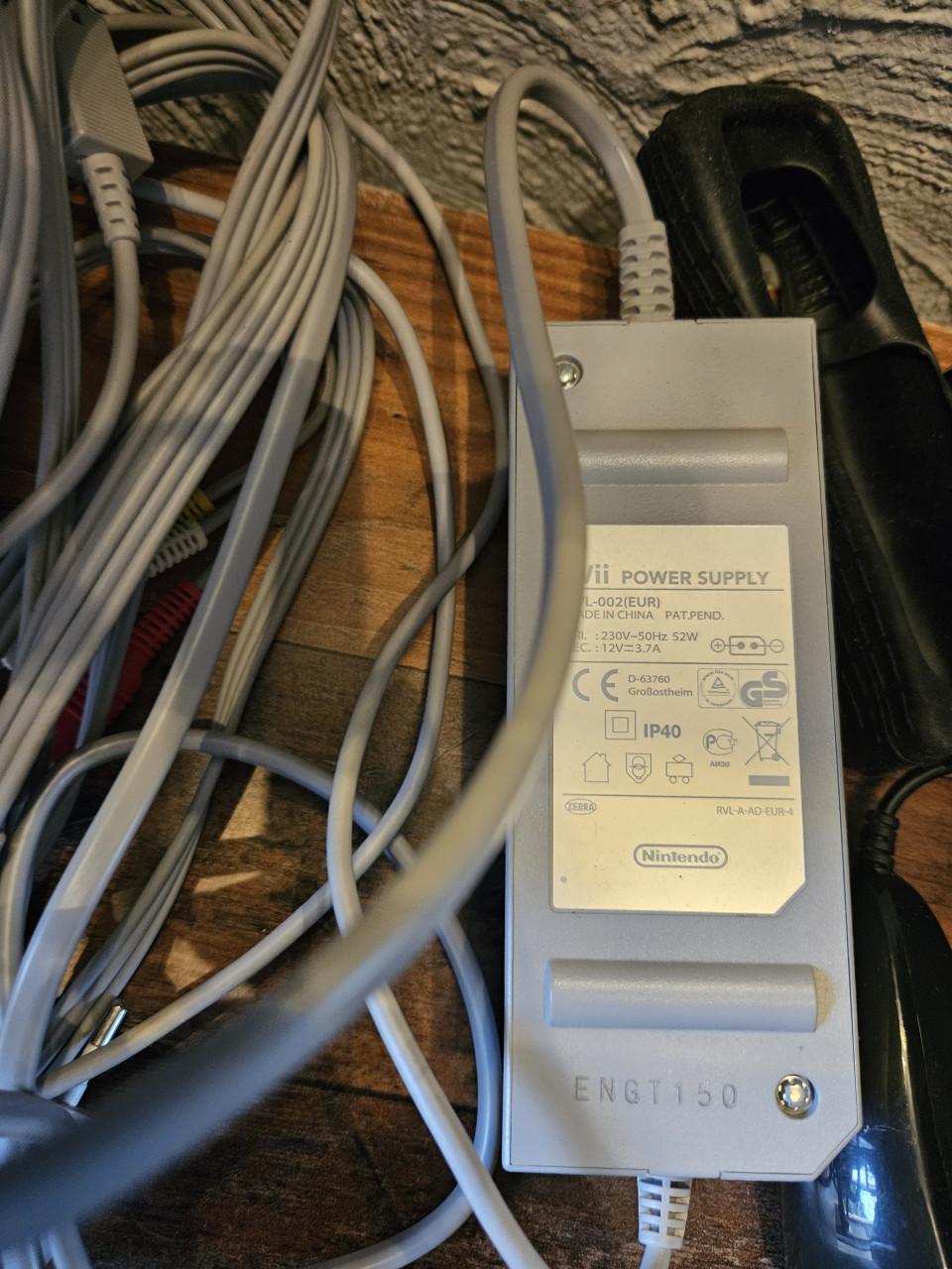 Nintendo Wii Zwart met 3 controllers en accessoires