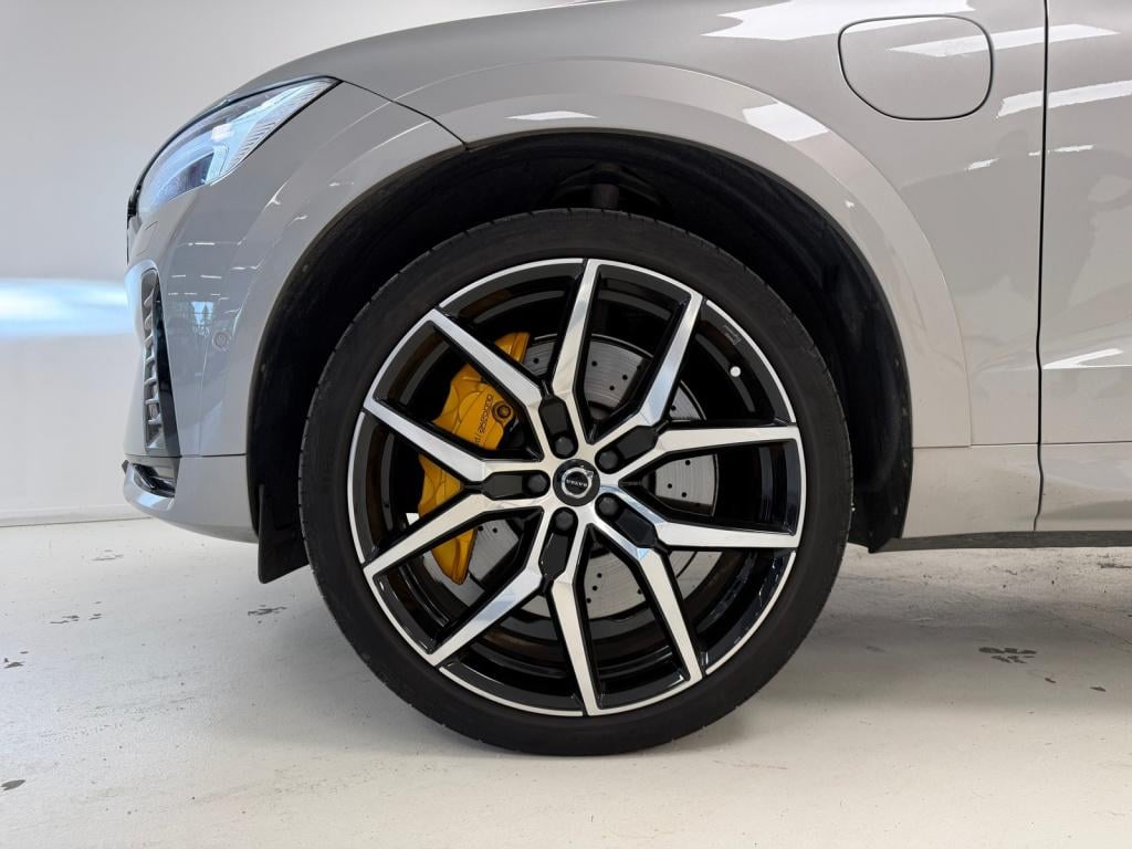 Volvo XC60 2.0 t8 plug-in-hybrid awd polestar engineered panoramadak | trek