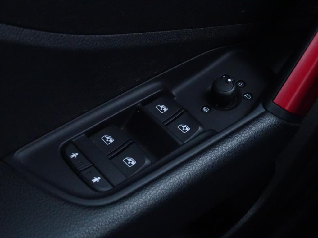 Audi Q2 1.0 tfsi sport pro line navi | stoelverwarming | trekhaak