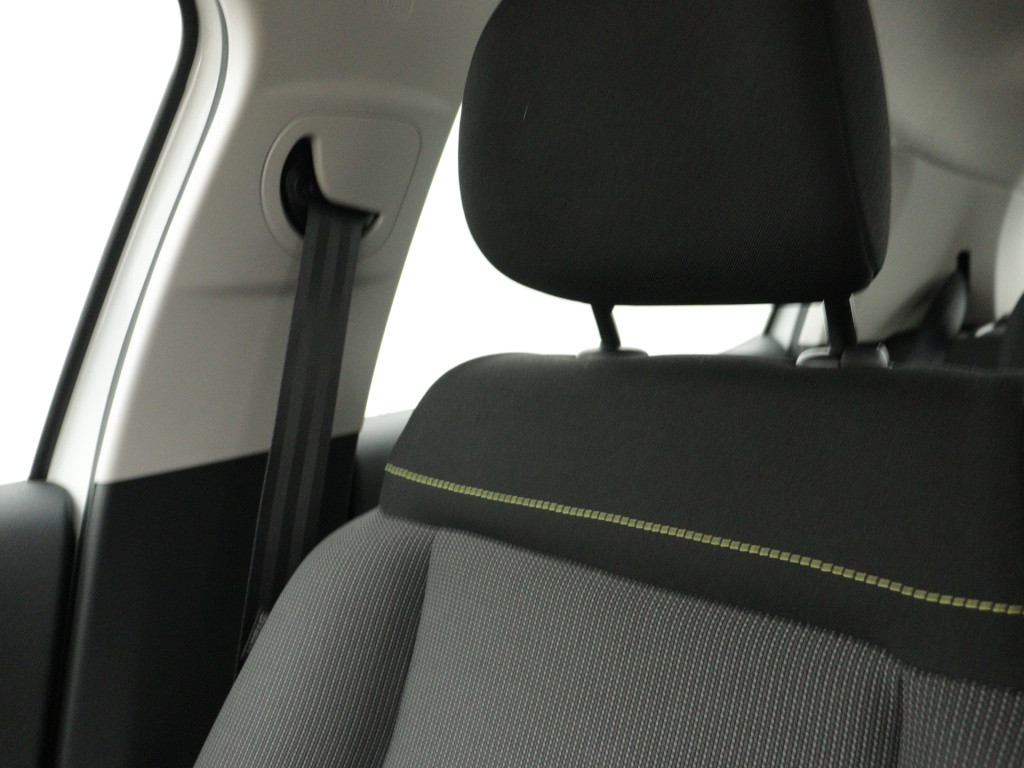 Citroen C3 82 pk feel | rijklaar | parkeersensoren achter | navigatie | app