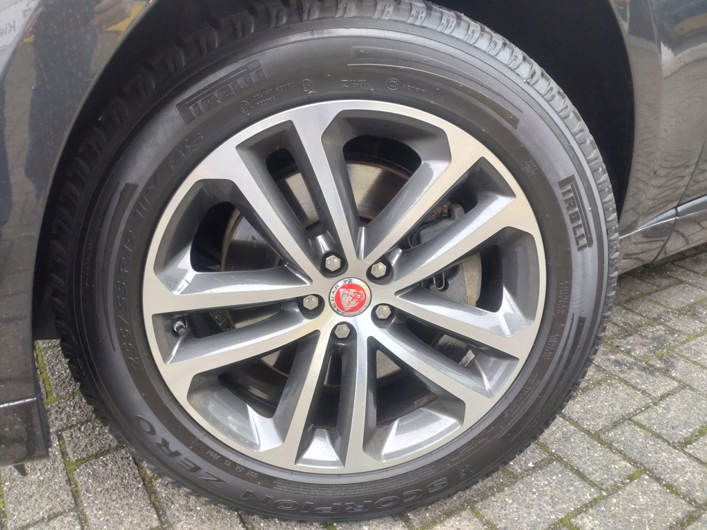 Jaguar F-pace 2.0 r-sp. awd 30t | automaat