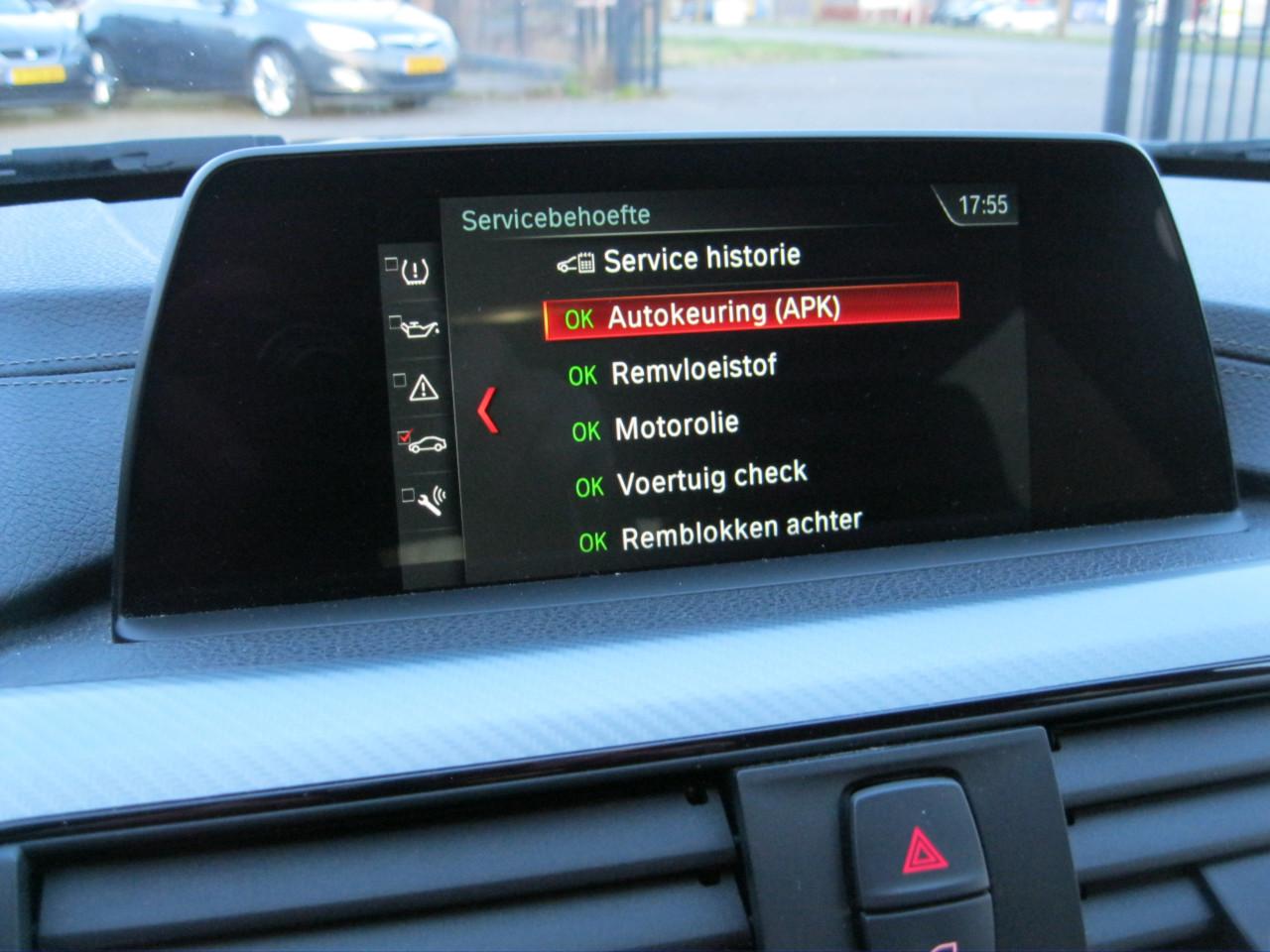 BMW 318i M-sport automaat