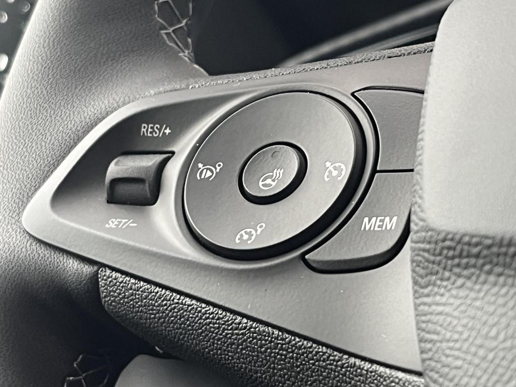 Opel Corsa 1.2 turbo yes | cruise control | stoel- en stuurverwarming | par