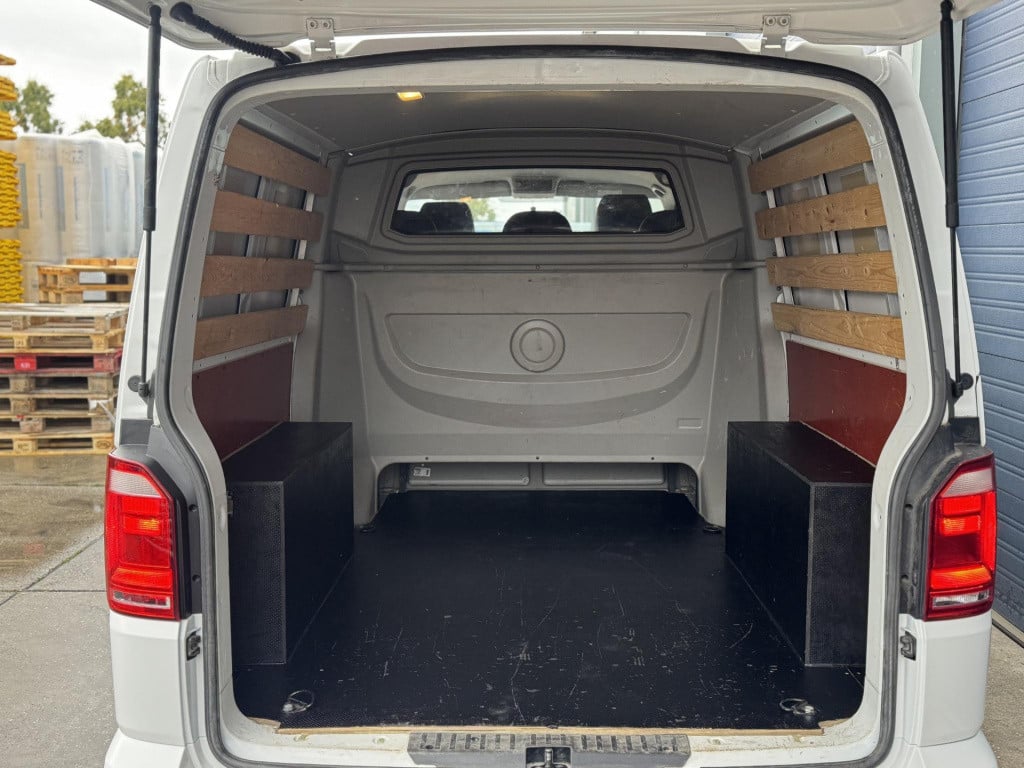 Volkswagen Transporter 2.0 tdi l2h1 trendline dubbel cabine / airco / leer 