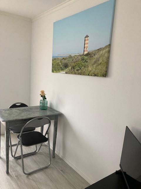 Vakantiehuisje voor 2 personen, Dishoek, vrij tussen 23/7-27/7 en 31/7-8/8.