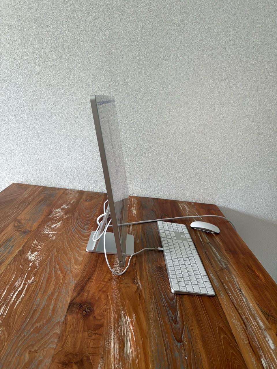 Apple iMac 24-inch M1 (2021) | 16GB RAM | 256GB SSD