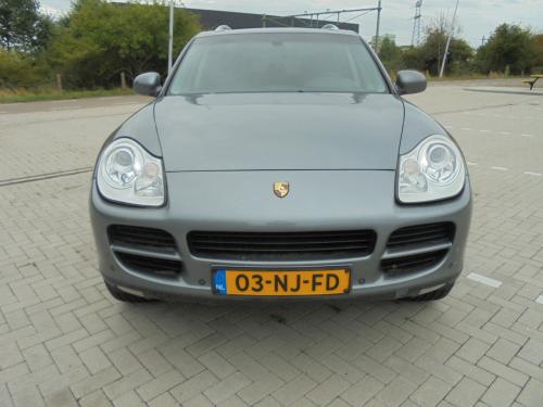 Cayenne 4.5 S ZO MEENEEM AUTO !! goede auto € 3250