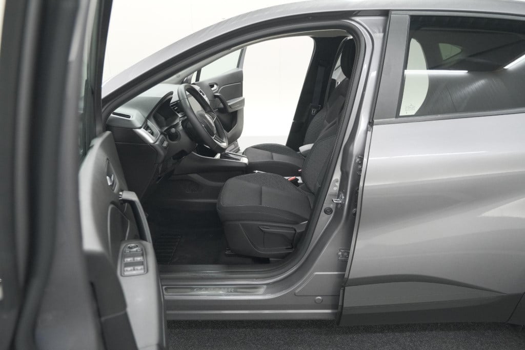 Renault Captur 1.6 e-tech full hybrid 145 techno | trekhaak | navigatie | p
