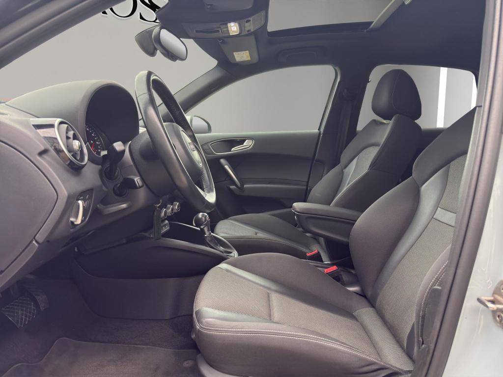Audi A1 Sportback 1.4 tfsi advance sport pano | s-line | pano | stoelverw. 