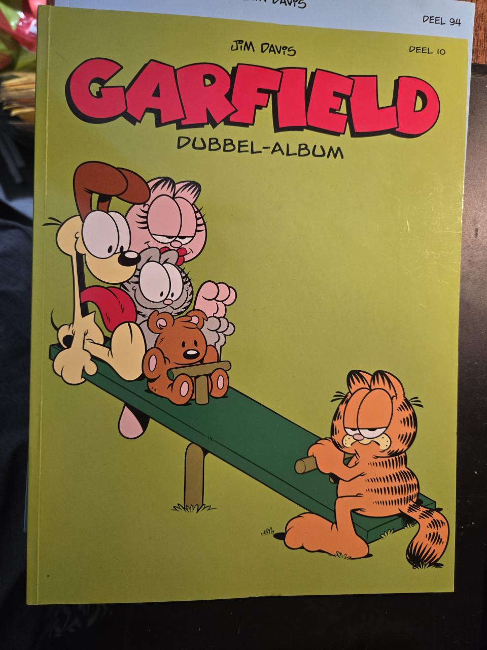 5x Garfield stripboek.