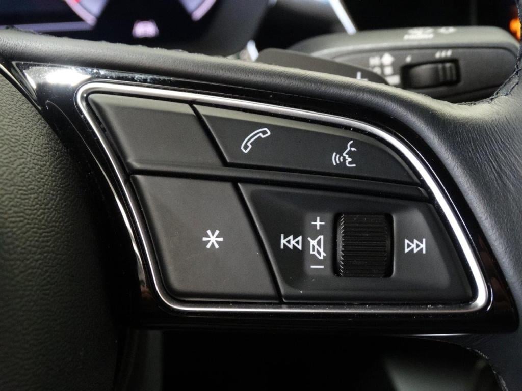 Audi A3 35 tfsi 150pk s tronic s line edition
