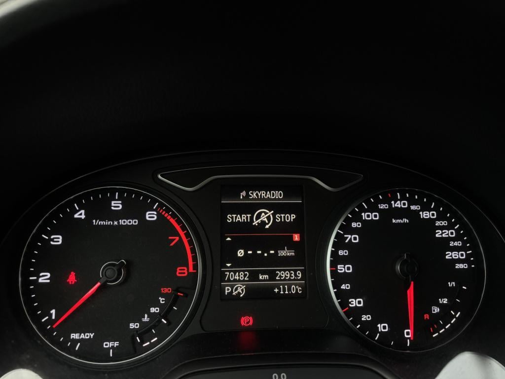 Audi A3 sportback s-tronic 1.4 tfsi ambiente pro line plus