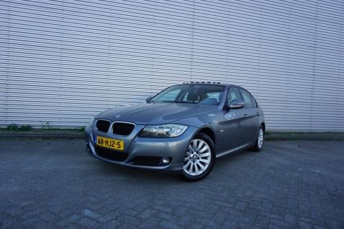 BMW 3-serie 318i business line climate / navi / cruise / pano / elektr. ram