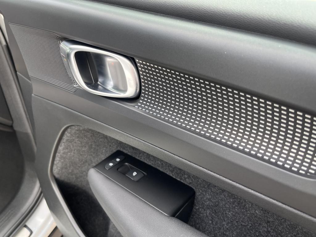 Volvo XC40 1.5 t4 recharge r-design 210 pk panorama