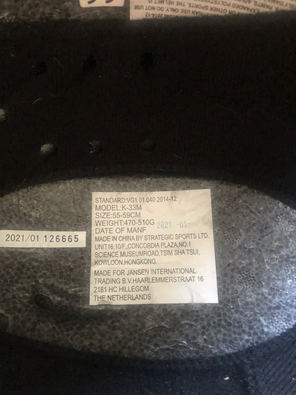 Caps