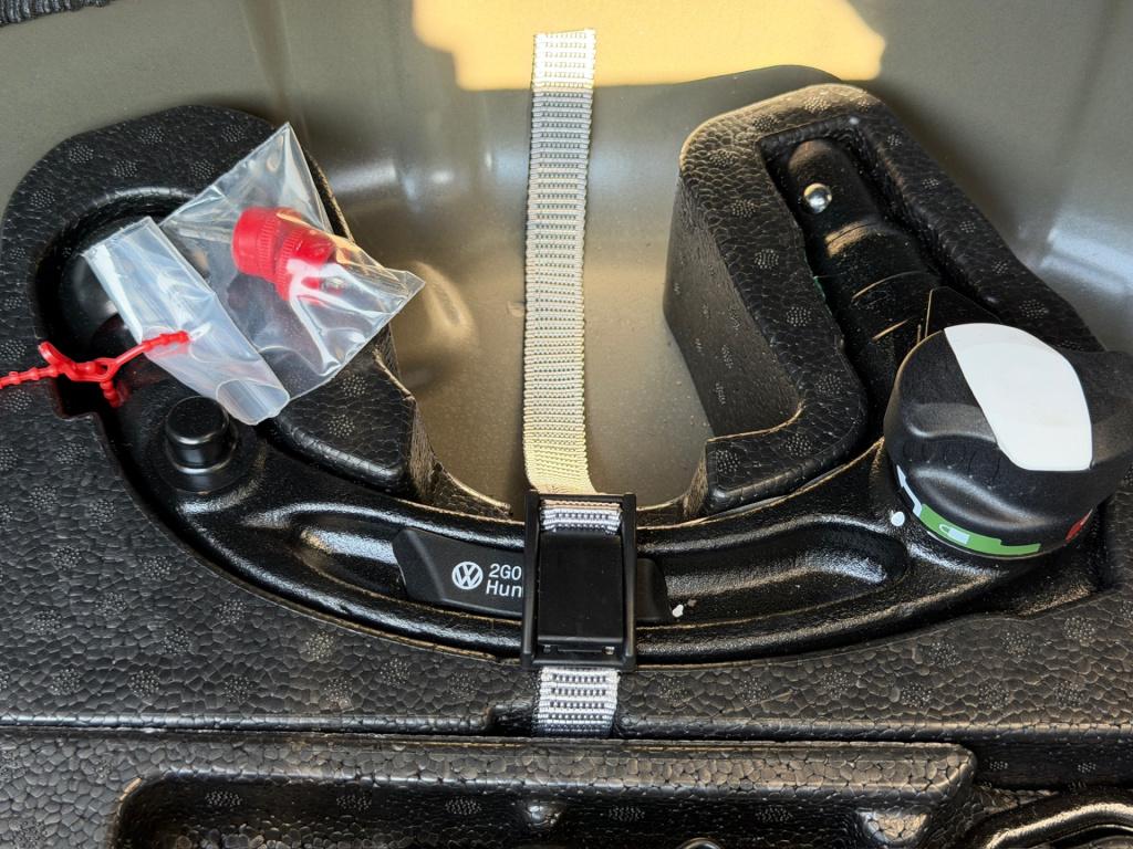 Volkswagen T-cross 1.5 tsi 150pk dsg r-line | black style | trekhaak | iq l