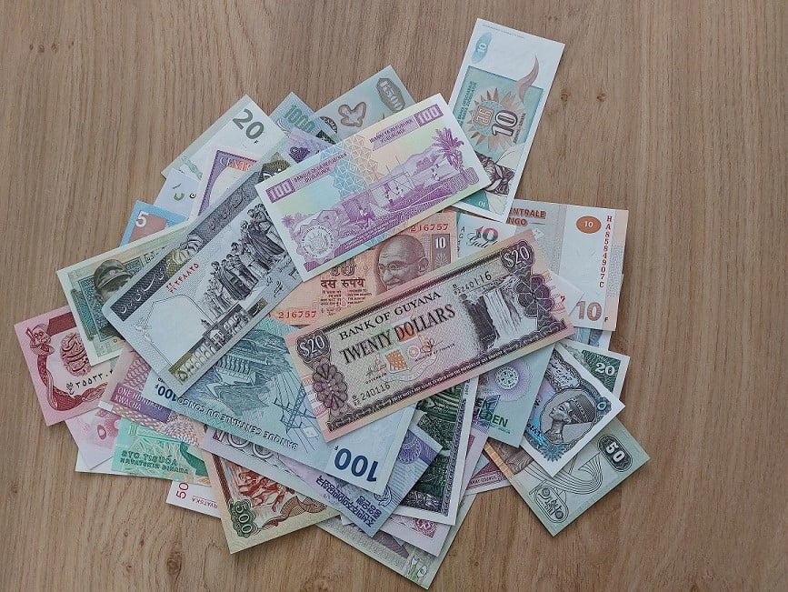 50 Verschillende Biljetten Wereld UNC