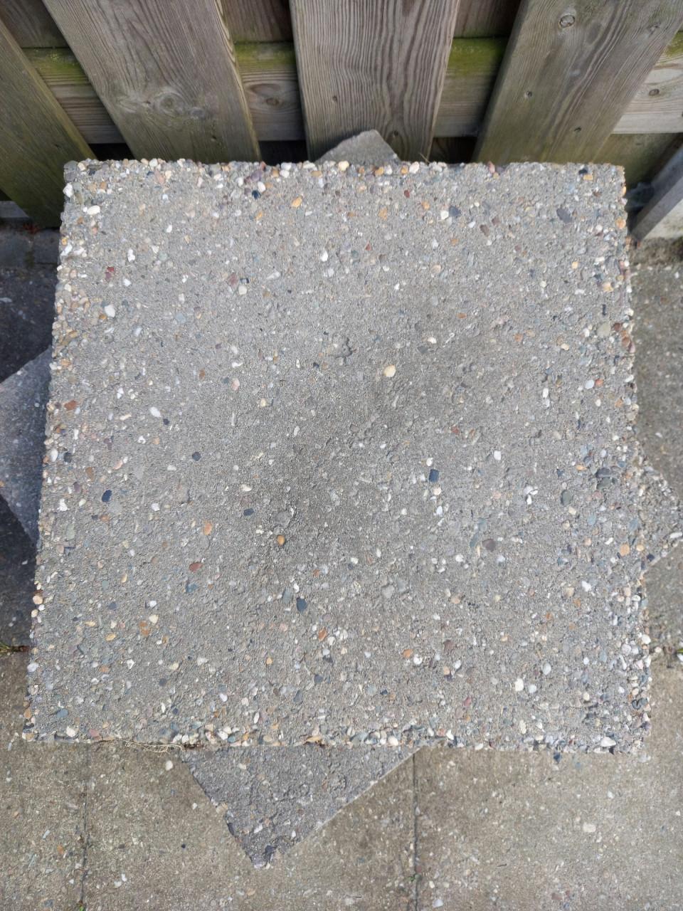 Grindtegels 50x50 of 40x60 gratis af te halen