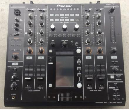 1 Pioneer DJM 2000 Nexus mixer/mengpaneel vr 945 euro