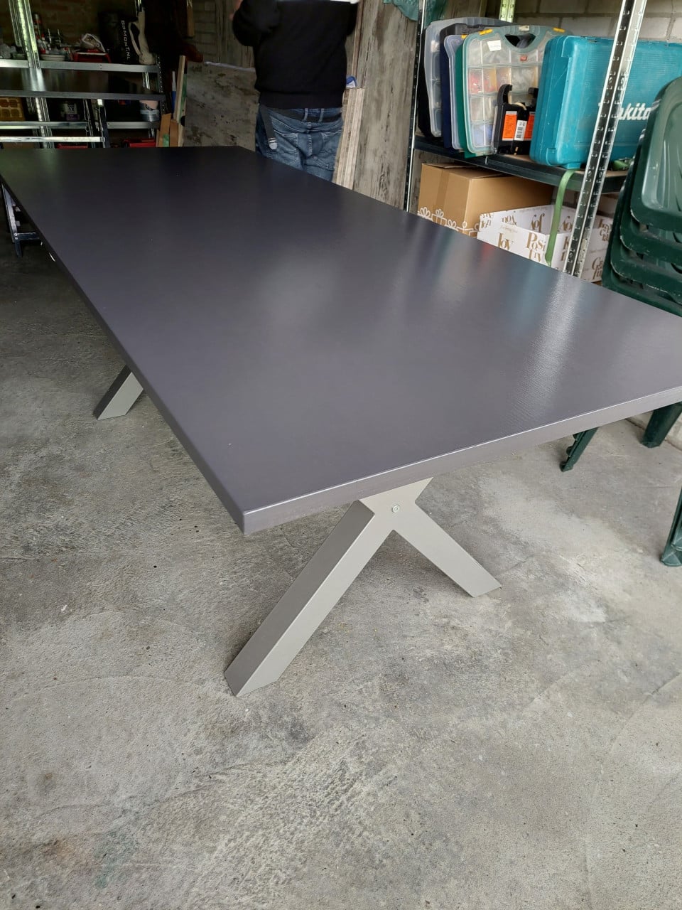 NW eettafel met x poten