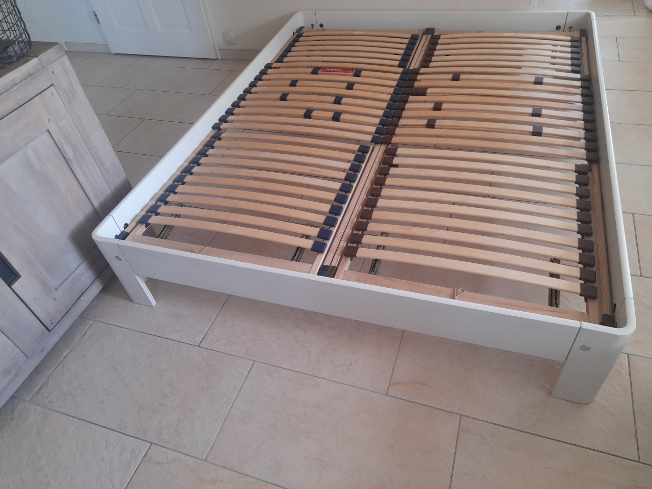 Auping bed 160 x 200 (in goede staat )