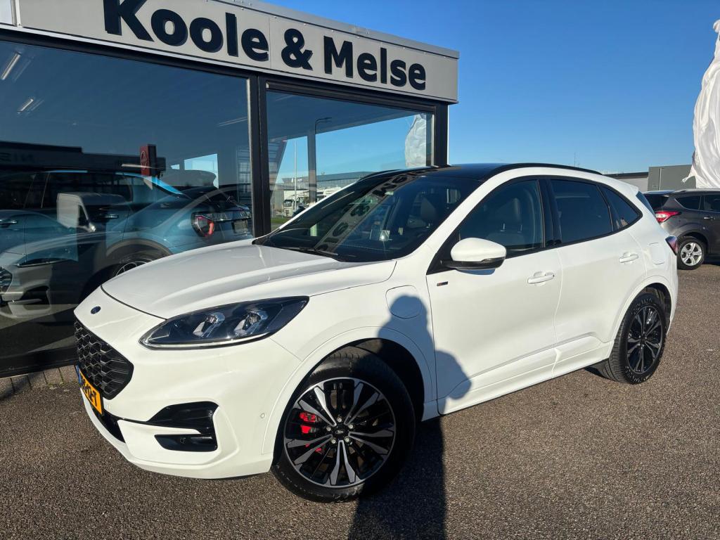 Ford Kuga 2.5 phev e-cvt 225pk st-line x , pano dak , adaptive cc , voorrui