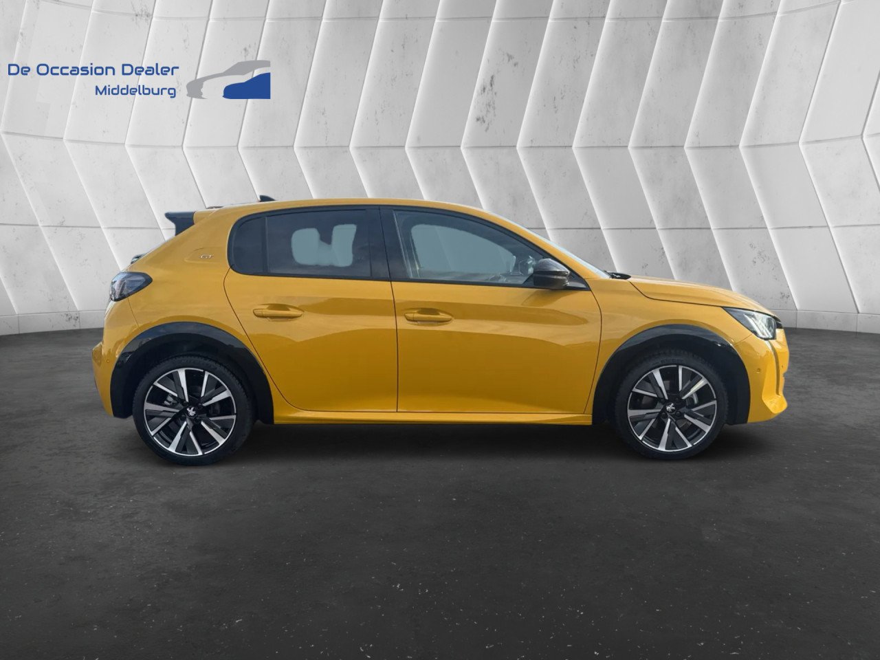 Peugeot 208 1.2 PureTech GT Aut. rijklaar incl garantie