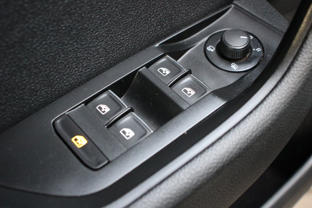Skoda Superb combi 1.6 tdi style business | automaat | navi | camera