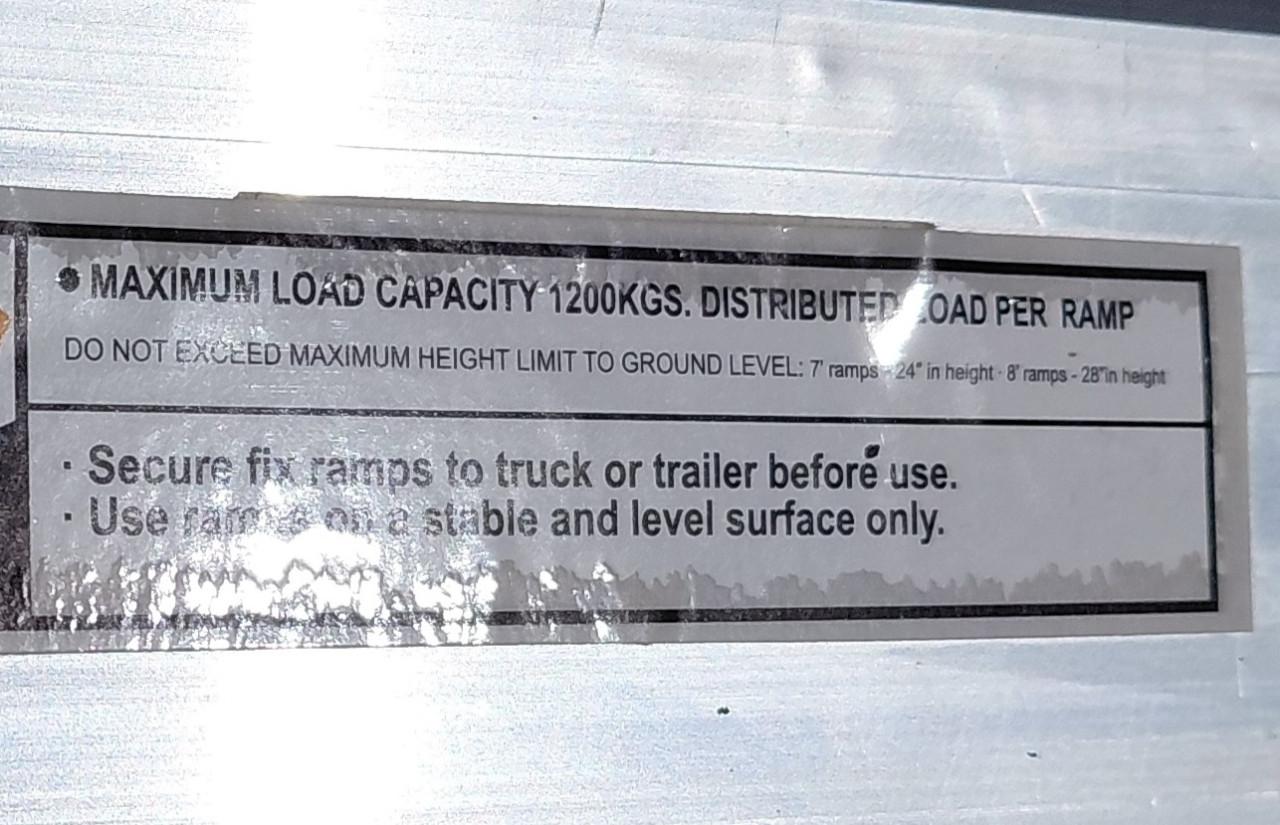 Aluminium Datona oprijplaten, lang 1.80 m, 1200 kg.