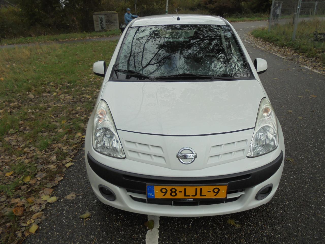 Pixo leuke zeer zuinige auto in een mooie helder witte kleur met N.A.P