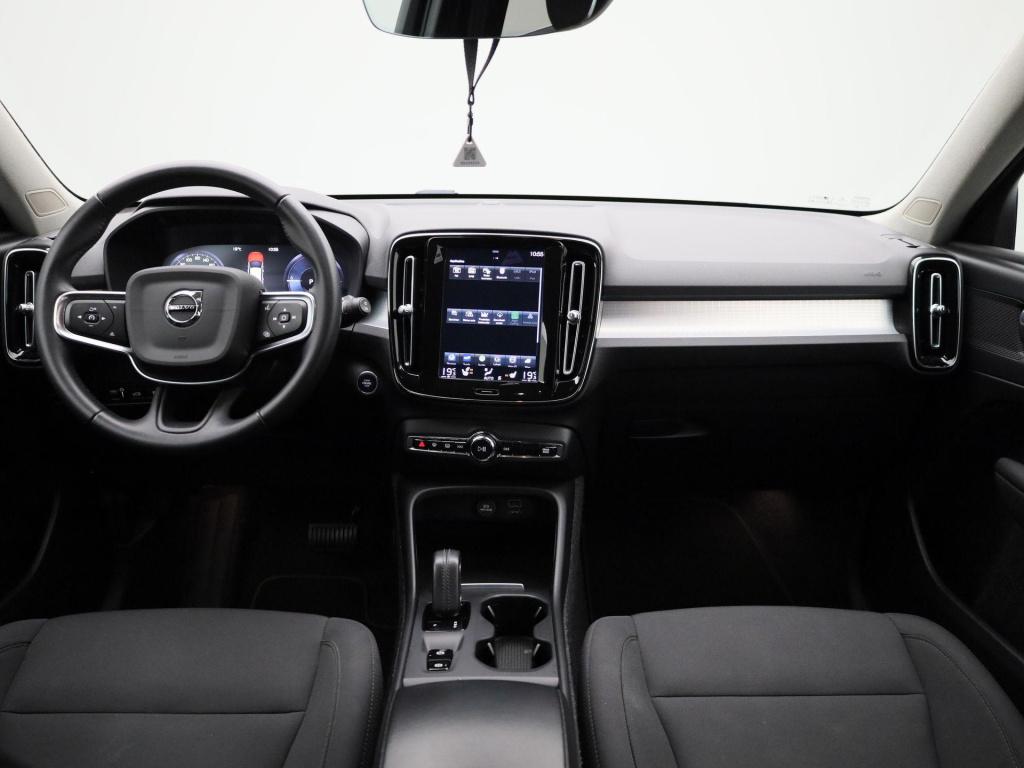 Volvo XC40 1.5 t4 recharge inscription expression | automaat | apple carpla