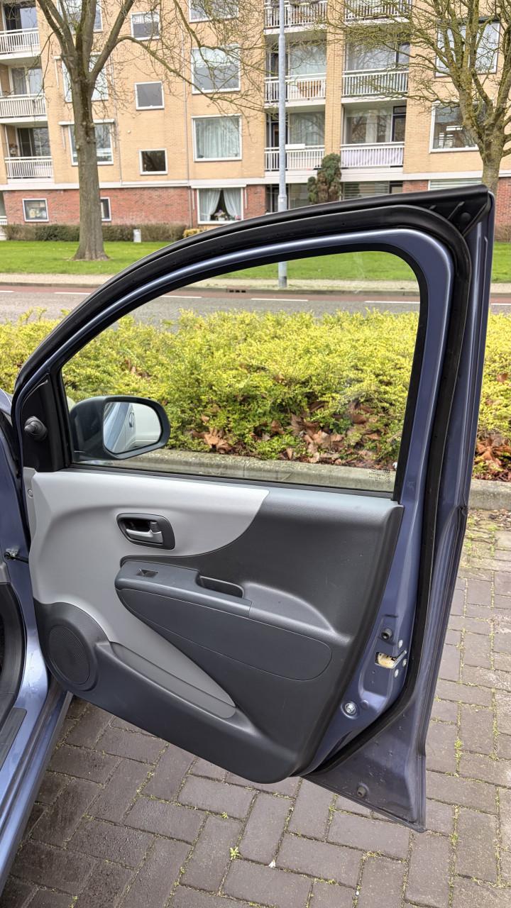 Nissan Pixo 1.0 50KW 5D 2009 Grijs/Blauw