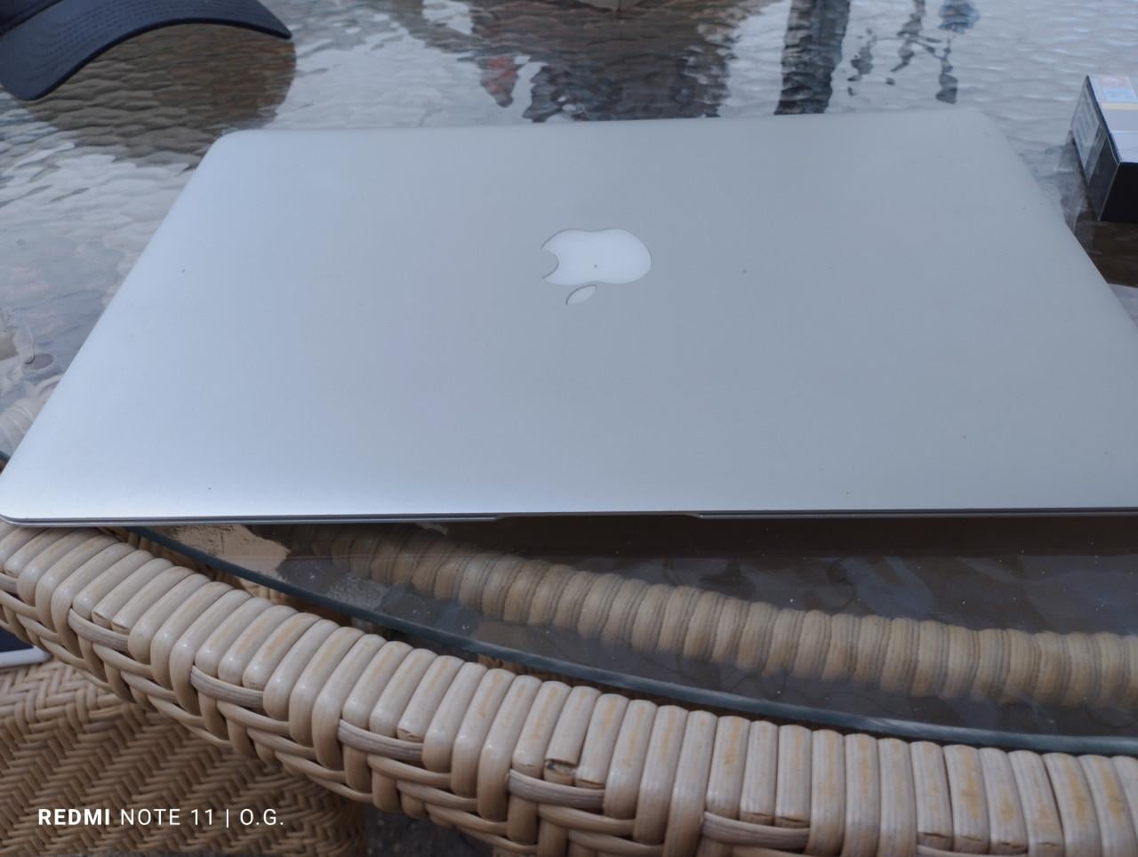 MacBook air i5
