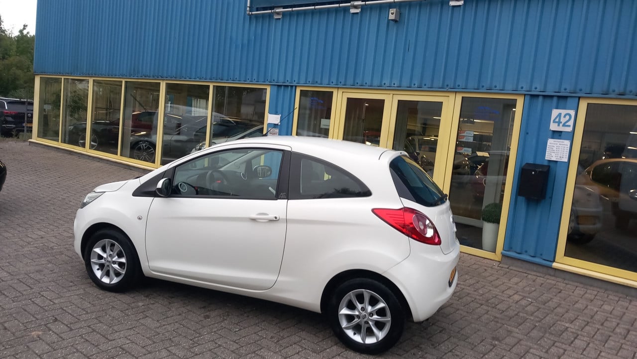 Ford Ka 1.2 Cool-Sound start/stop bj:2012 airco lm-velgen apk 7-2026