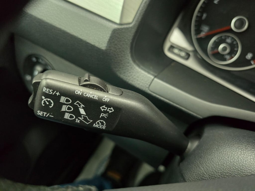 Volkswagen Caddy occasion 1.0 tsi 5 persoons met cruisecontrol en app conne