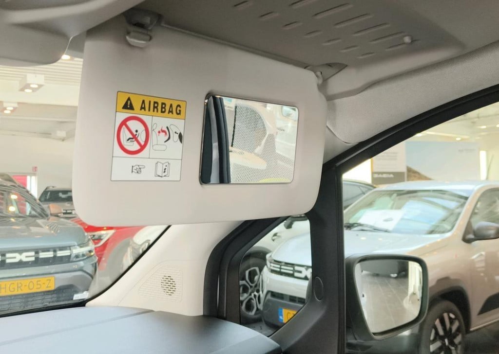 Renault Kangoo e-tech advance l1 44 kwh - achterklep -  all seasons