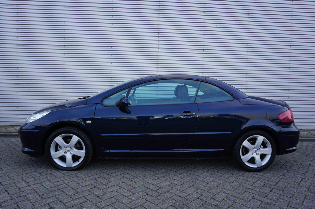 Peugeot 307 cc 2.0-16v climate / cruise controle / leder / nap
