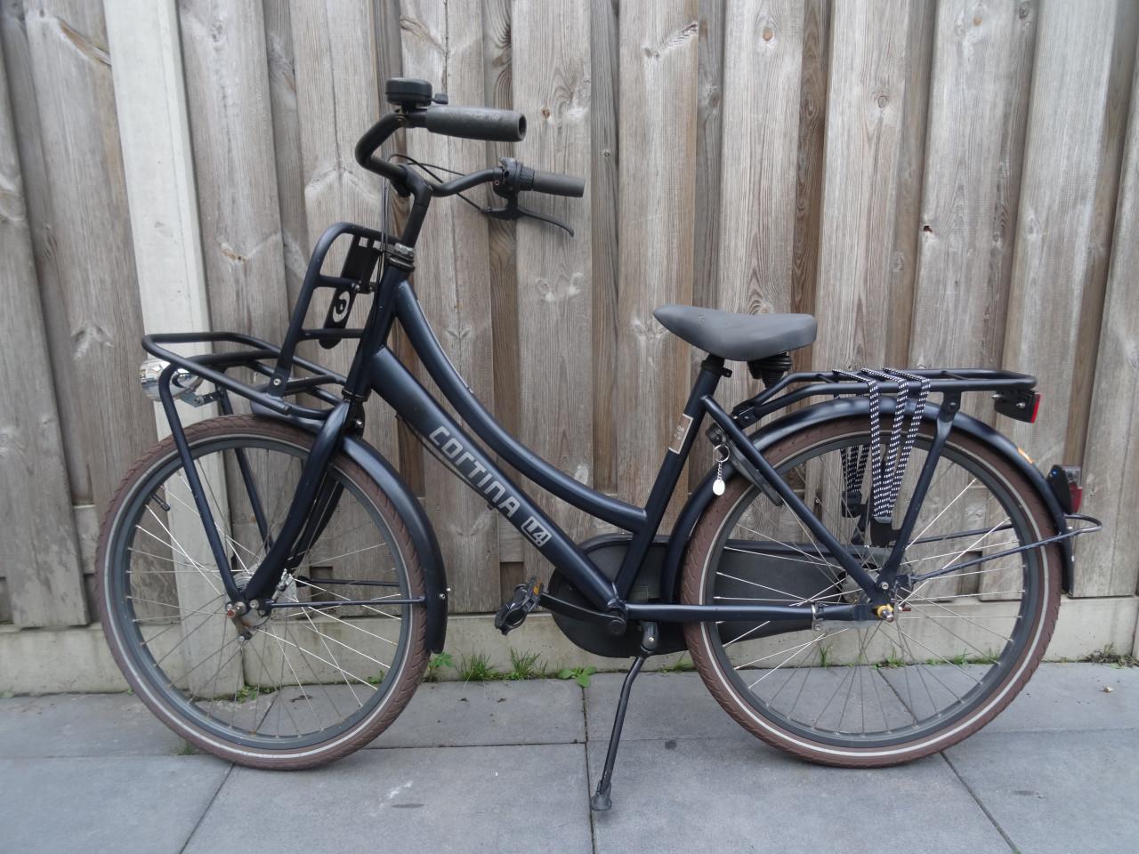 Stoer & Stijlvol! Cortina U4 Meisjesfiets 24 inch ā 3 versnellingen