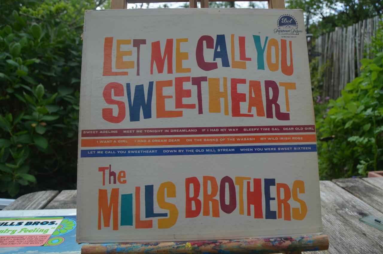 Heel veel LP's Mills Brothers (3)