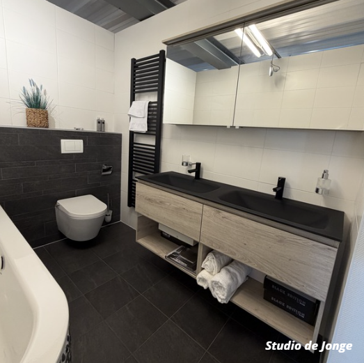 Showroom Sale – Luxe Badkamer met Design Bad & Douchewc!