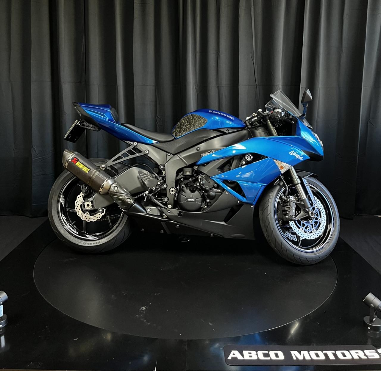 KAWASAKI NINJA ZX-6R