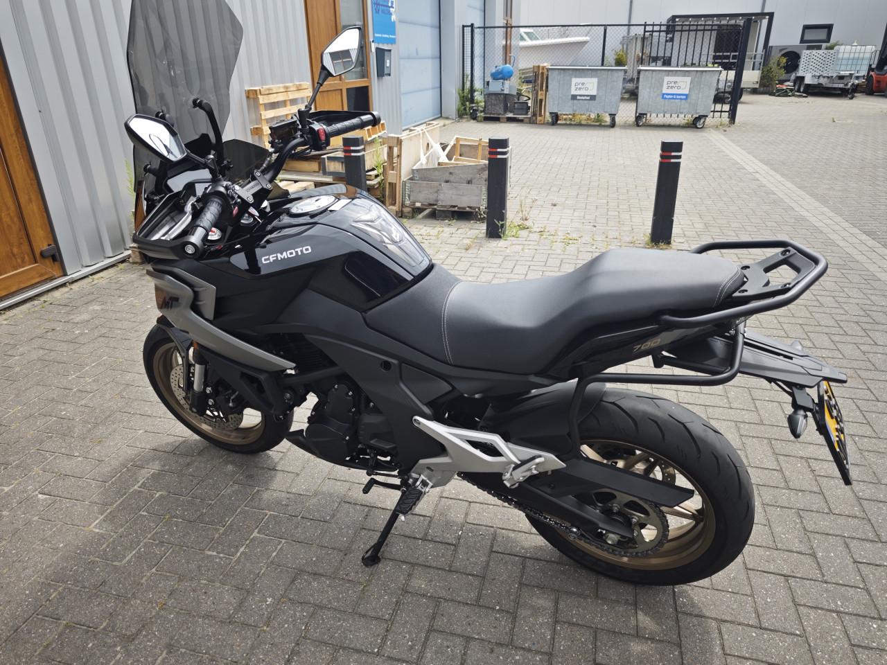 Motor cfmoto 700 mt