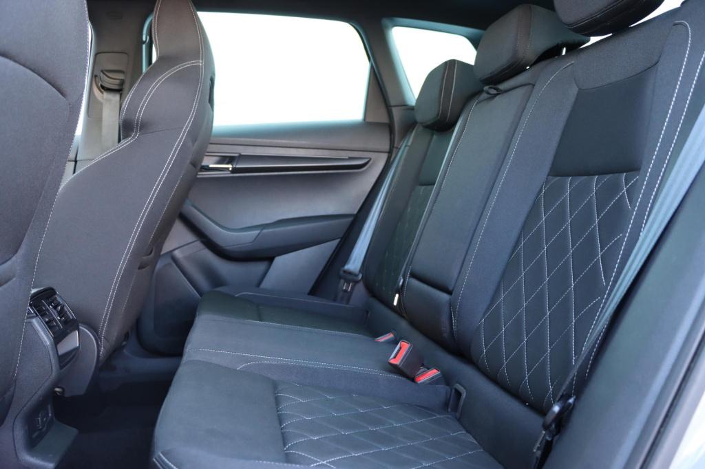 Skoda Karoq 1.5 tsi act sportline business 150pk dsg7