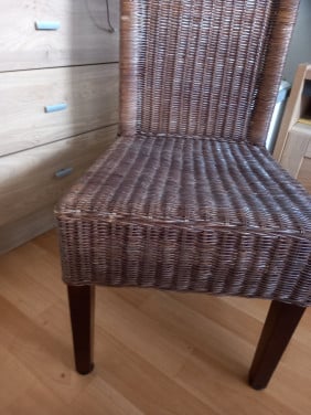4 rieten stoelen