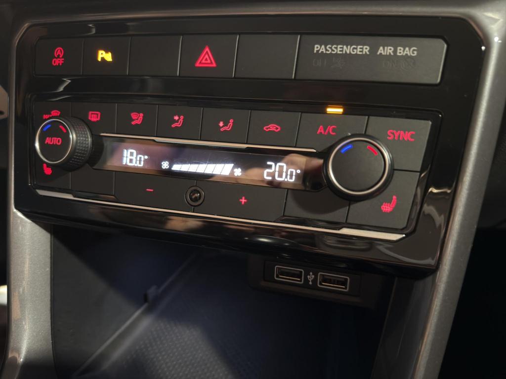 Volkswagen T-cross 1.0 tsi style | led | stoelverw | android | virtueel | c
