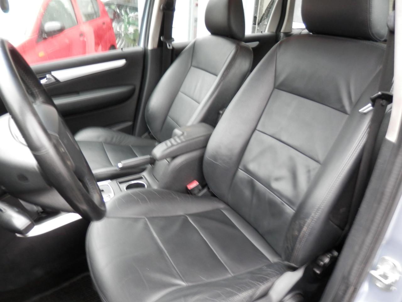 Auto Garant Biedt Aan: Mercedes-Benz 100 B 200 TURBO Automaat